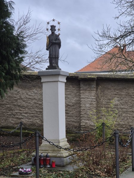 fotografie z akce NsH-Po stopách Járy Cimrmana