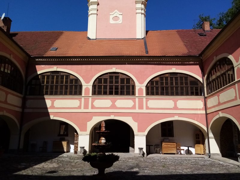 fotografie z akce NsI - Lešany - muzeum a zámek