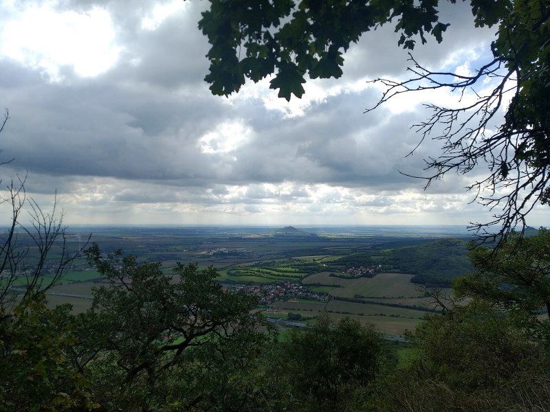 fotografie z akce NsI - Výstup na Lovoš - 11 km 