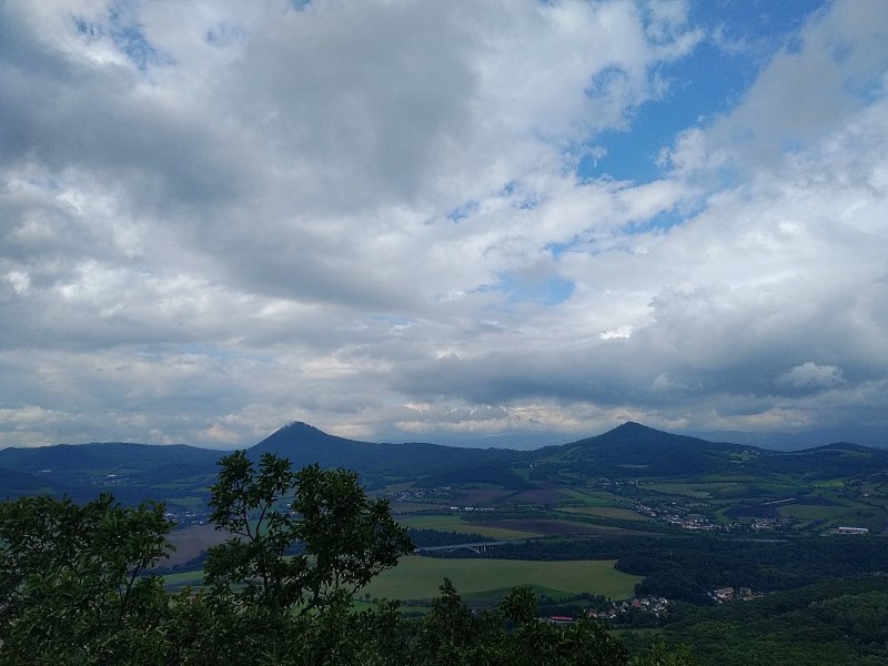 fotografie z akce NsI - Výstup na Lovoš - 11 km 