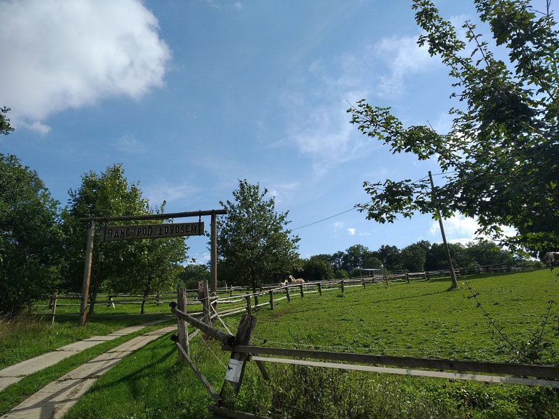 fotografie z akce NsI - Výstup na Lovoš - 11 km 