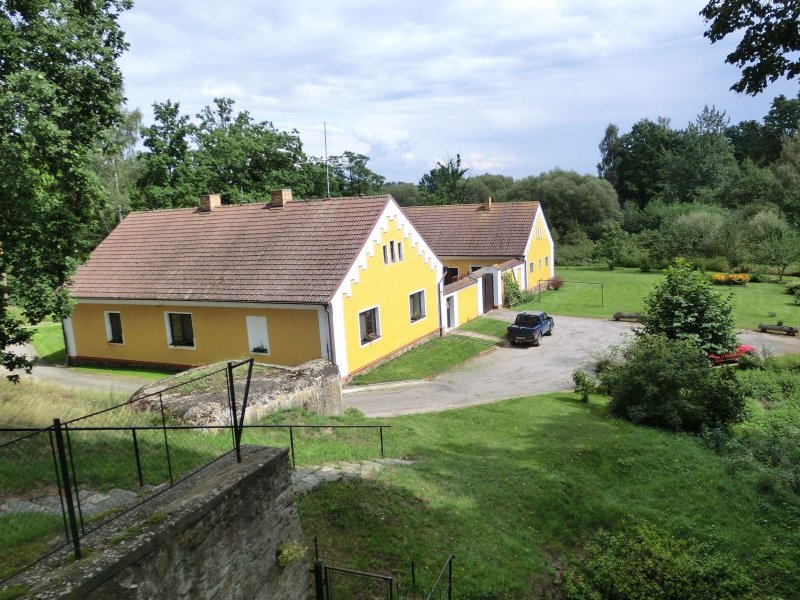 fotografie z akce Pochod pětilisté růže