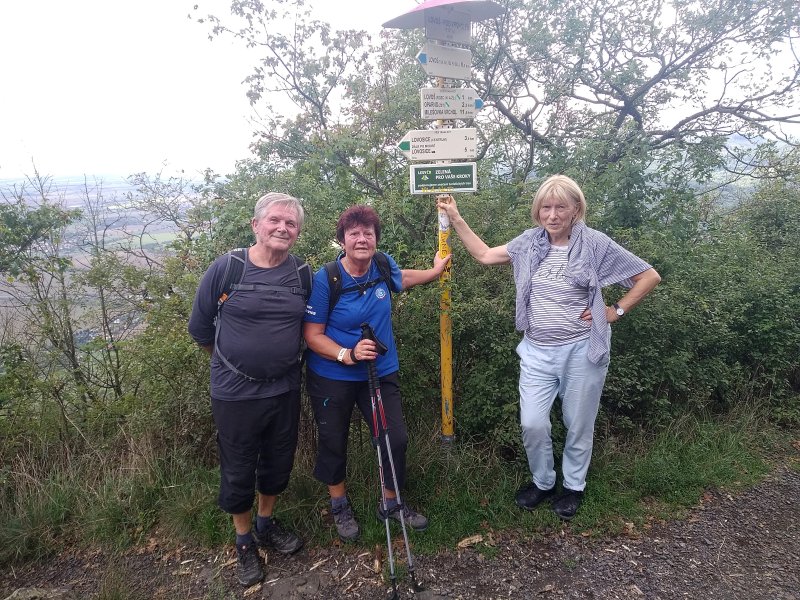 fotografie z akce NsI - Výstup na Lovoš - 11 km 