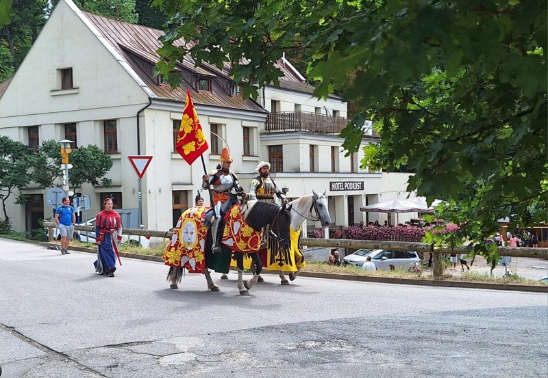 fotografie z akce Týden v Českém Ráji s Horajdou