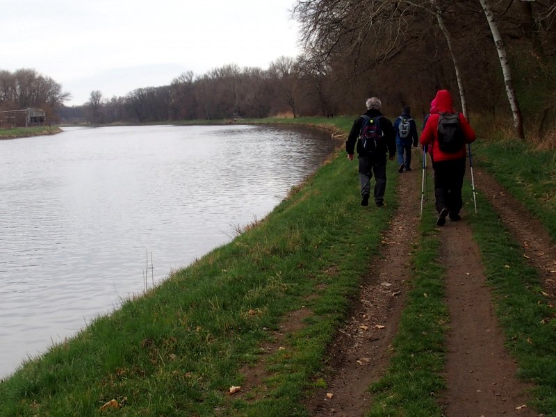 fotografie z akce Z Neratovic do Mělníka-17,5 km